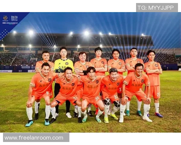 足球明星连字游戏挑战你的知识与反应速度一起玩转绿茵场的传奇人物